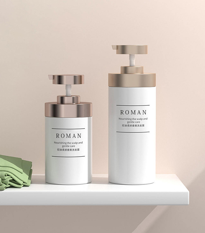 Plastová fľaša na starostlivosť o pleť