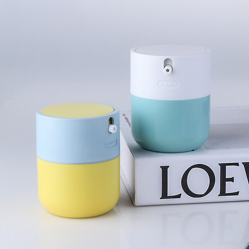 30 ml 50 ml kozmetická bezvzduchová nádoba s PP plastovou pumpičkou na starostlivosť o pleť očný krém sérum s esenciálnymi olejmi