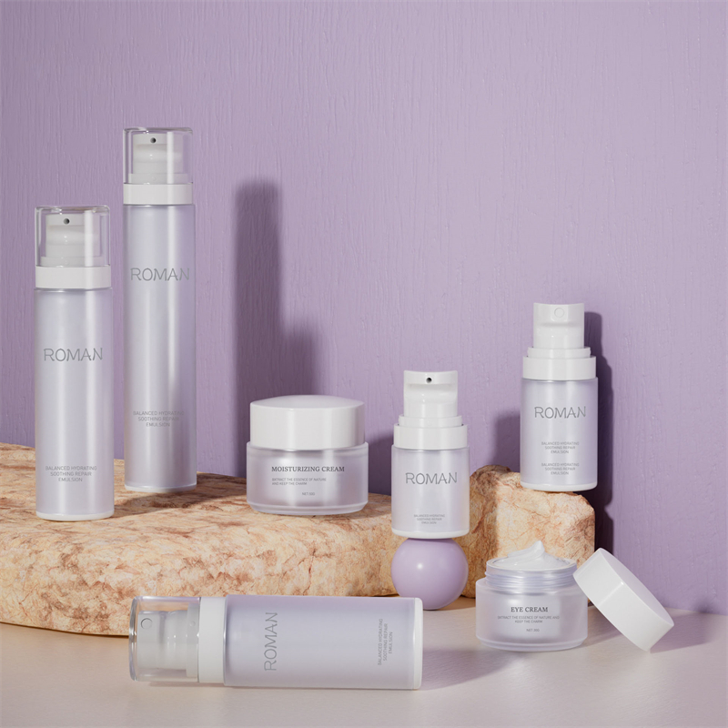 30 ml 40 ml 60 ml 100 ml Biela perleťová fľaša s kozmetickou pumpičkou AS Nový plastový materiál na balenie krému na tvár v spreji s vodou 30 ml 40 ml 60 ml 100 ml Biela perleťová fľaša s kozmetickou pumpičkou AS Nový plastový materiál na balenie krému na tvár v spreji s vodou