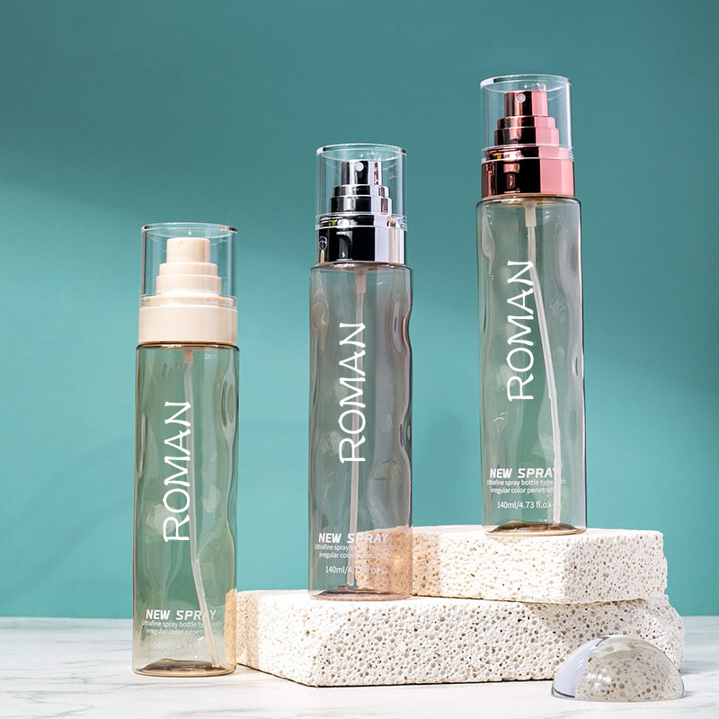 Číre okrúhle kozmetické plastové fľaštičky s tonerom v spreji prázdne 100 ml 120 ml základové telové mlieko so zlatou striebornou fľašou sérovej pumpy