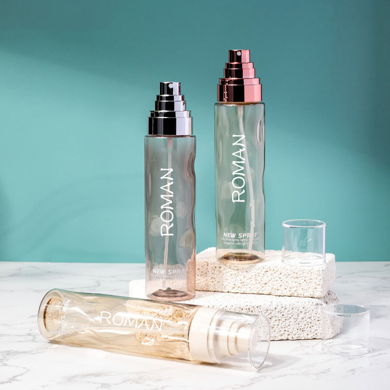 Číre okrúhle kozmetické plastové fľaštičky s tonerom v spreji prázdne 100 ml 120 ml základové telové mlieko so zlatou striebornou fľašou sérovej pumpy Číre okrúhle kozmetické plastové fľaštičky s tonerom v spreji prázdne 100 ml 120 ml základové telové mlieko so zlatou striebornou fľašou sérovej pumpy