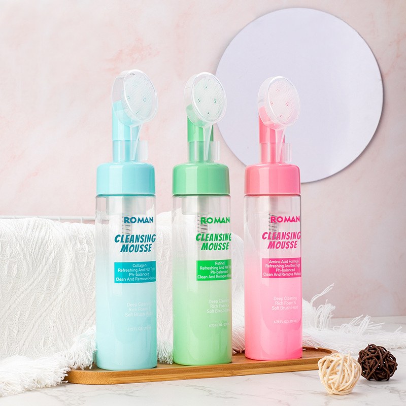 50 ml 60 ml 80 ml 100 ml 120 ml 150 ml Skin Soft Touch Body Cleaner Masáž na umývanie tváre Plastové penové fľaše so silikónovou kefou s pumpičkou