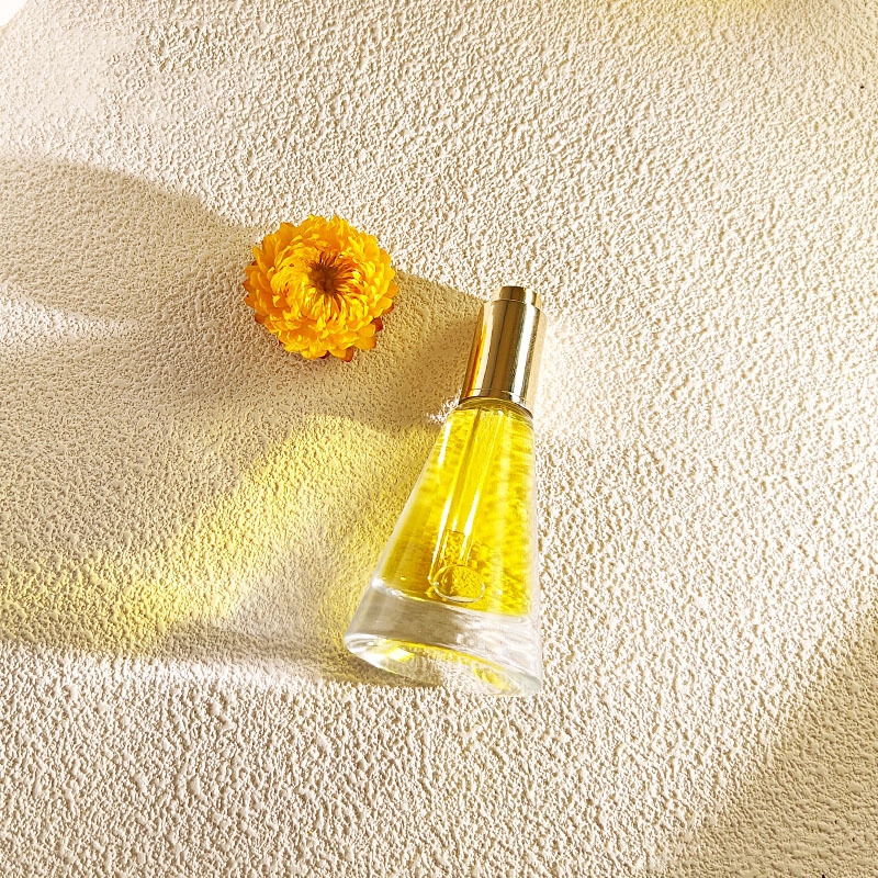 Kónické sklenené kozmetické kvapkadlo fľaštička s esenciálnym olejom Kónické sklenené kozmetické kvapkadlo fľaštička s esenciálnym olejom