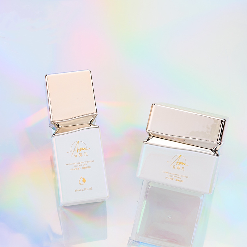 Štvorcová sklenená nádoba na krém s dúhovým efektom na krém na tvár a očný krém Štvorcová sklenená nádoba na krém s dúhovým efektom na krém na tvár a očný krém