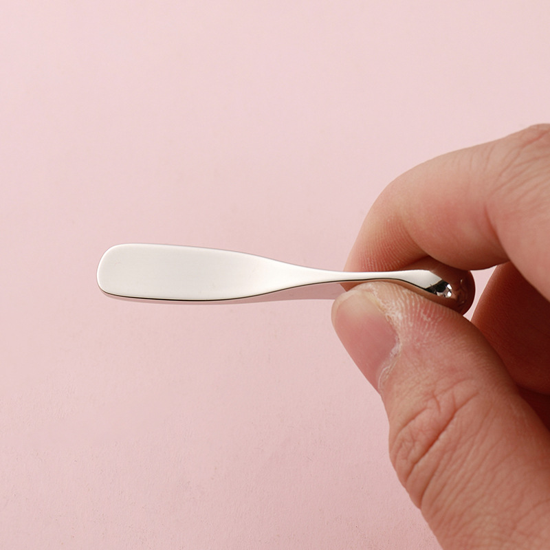 Zinkovo-zliatinová špachtľa na očný krém Ručná kozmetická pomôcka Prenosný masér na očný krém Zinkovo-zliatinová špachtľa na očný krém Ručná kozmetická pomôcka Prenosný masér na očný krém